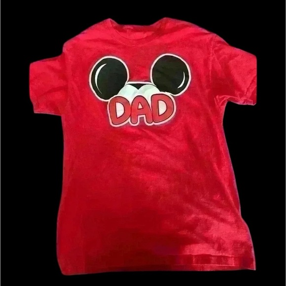 Disney  Dad Mickey Mouse shirt red size medium - Picture 1 of 5